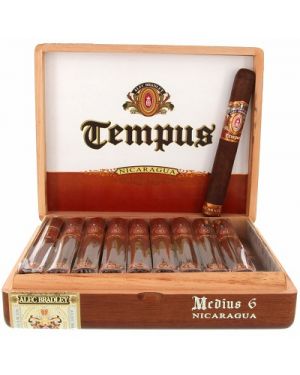 Alec Bradley Tempus Nicaragua Medius