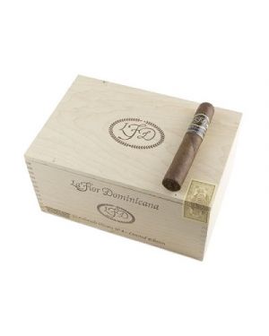 La Flor Dominicana Colorado Oscuro No. 4